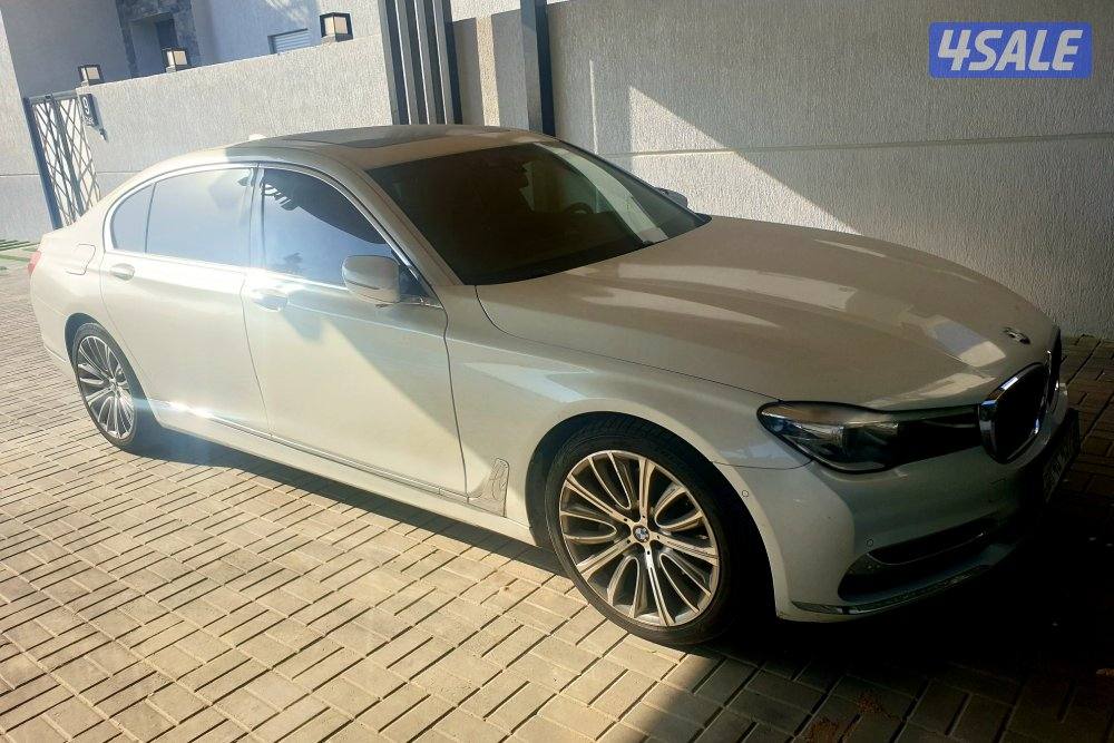 للبيع BWW - حجم 740Li - موديل 2017 - وارد الغانم4