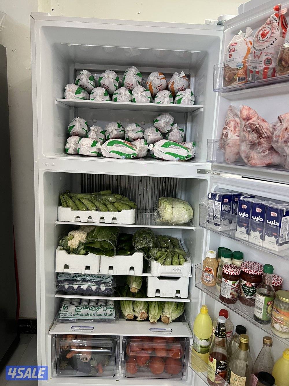 ثلاجات تعمل بالغاز والكهرباء جديده كفاله سنه4