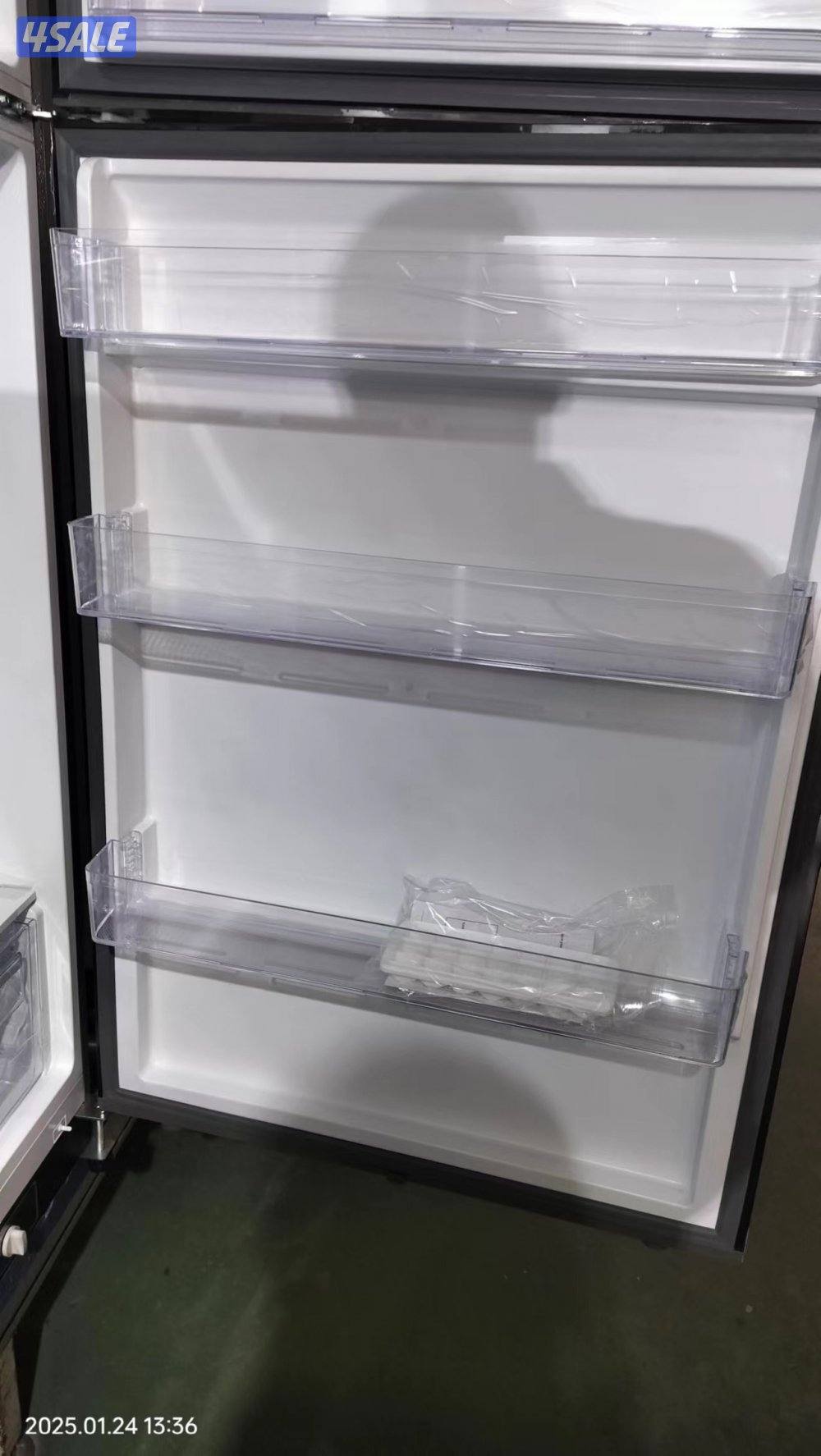 ثلاجات تعمل بالغاز والكهرباء جديده كفاله سنه13