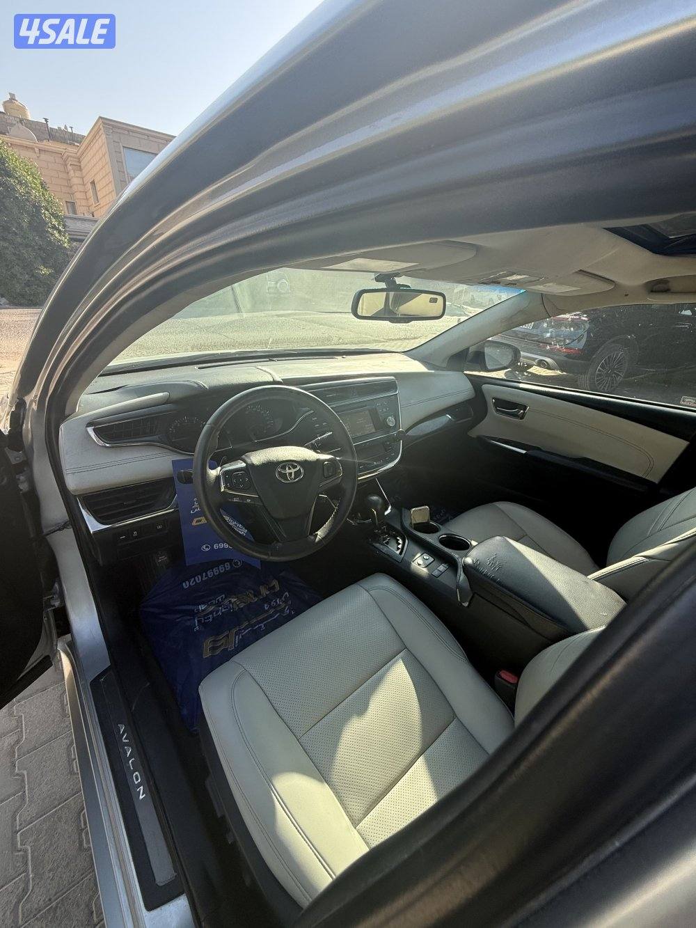 تيوتا افلون لمتد 2015 المالك الاول10