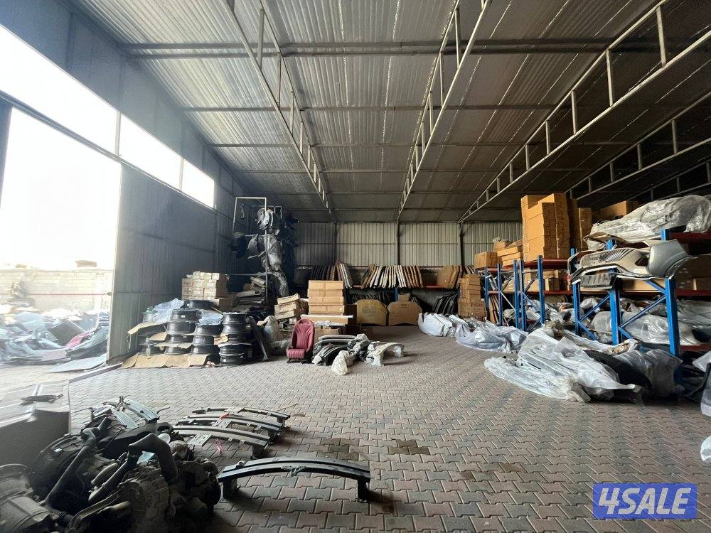 يوجد لدينا جميع قطع غيار السيارات و لدينا تجفيت مكاين وقير ويوجد توصيل6