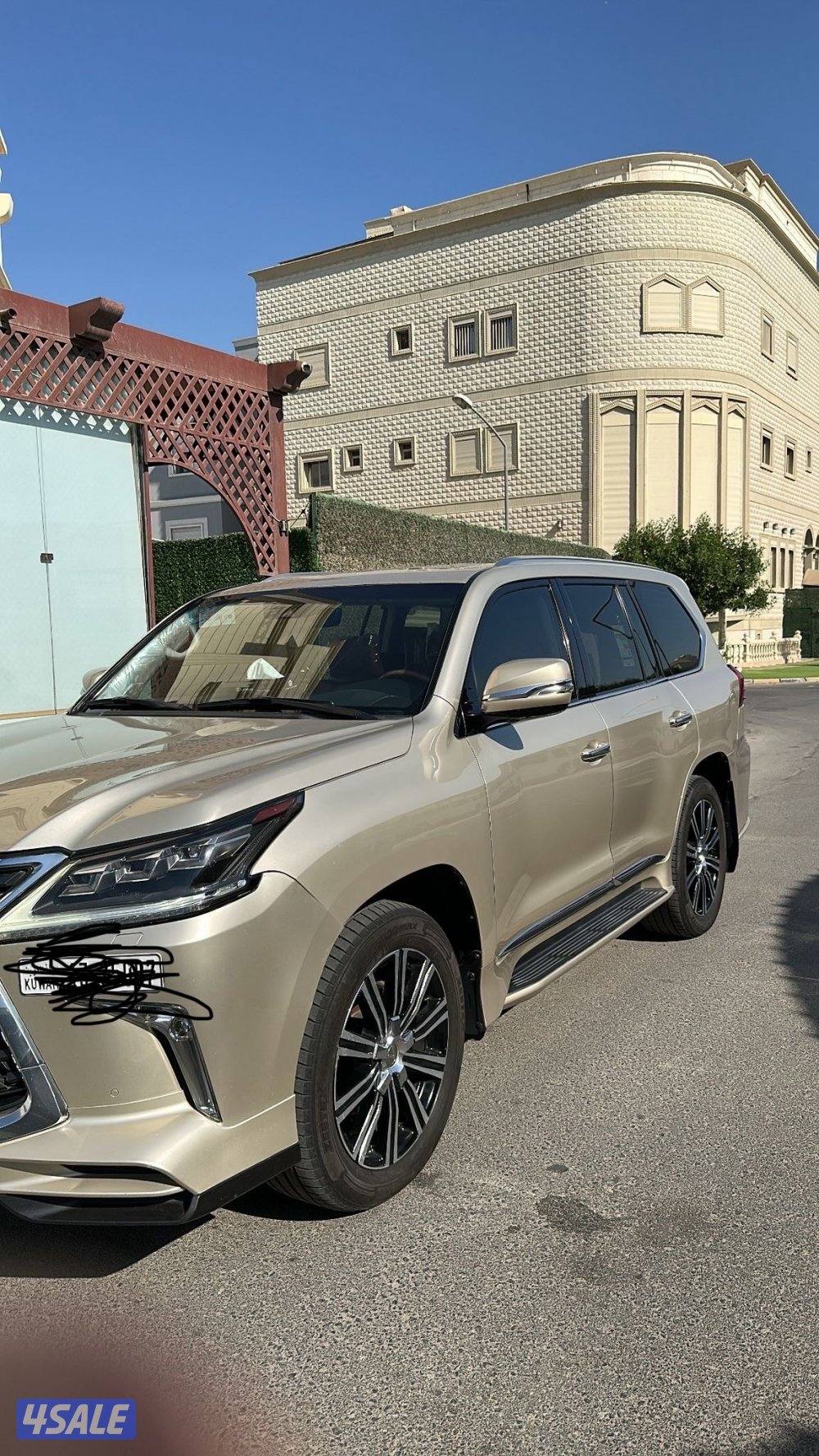 للبيع جيب لكزس  20161