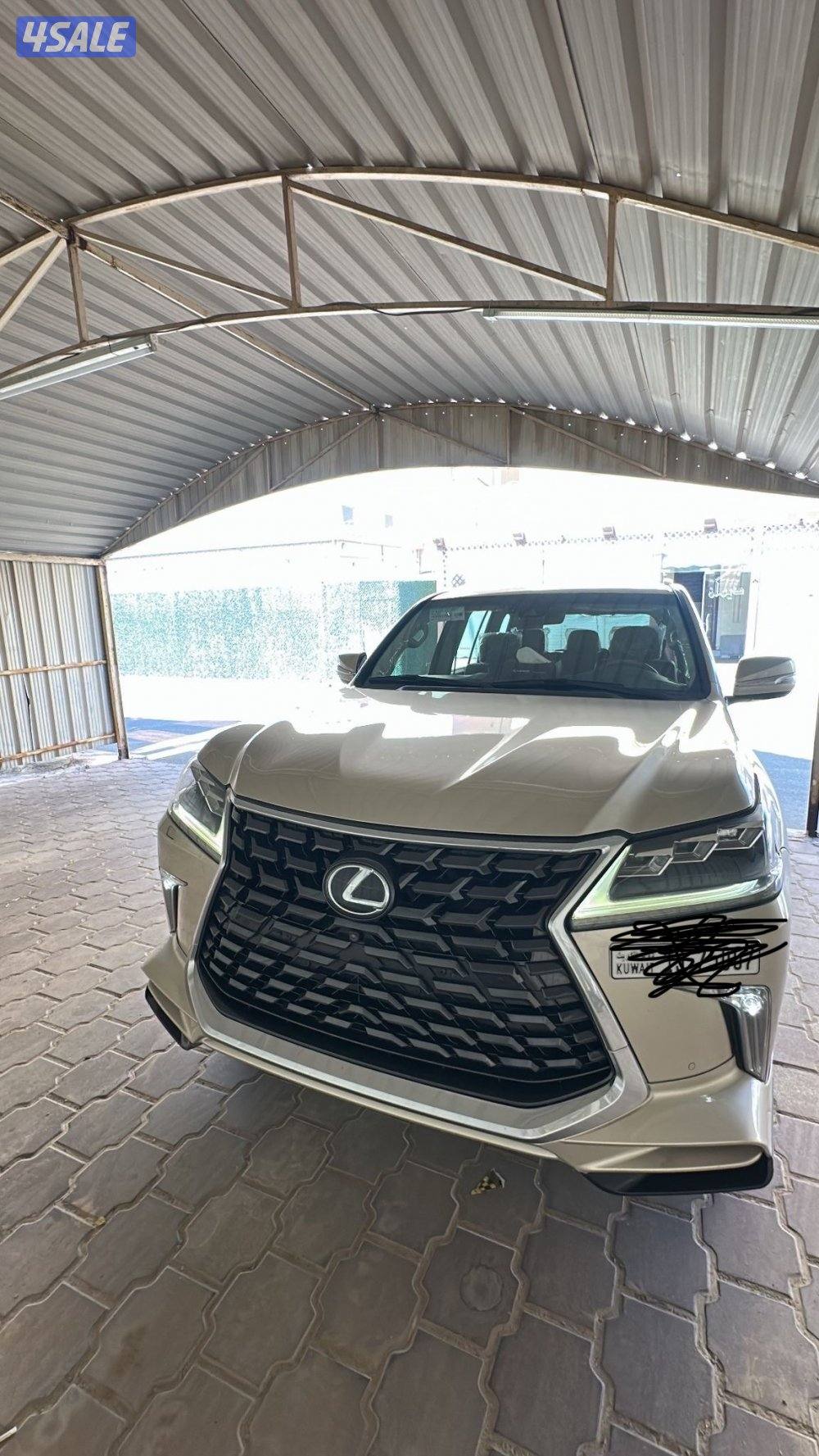 للبيع جيب لكزس  20162