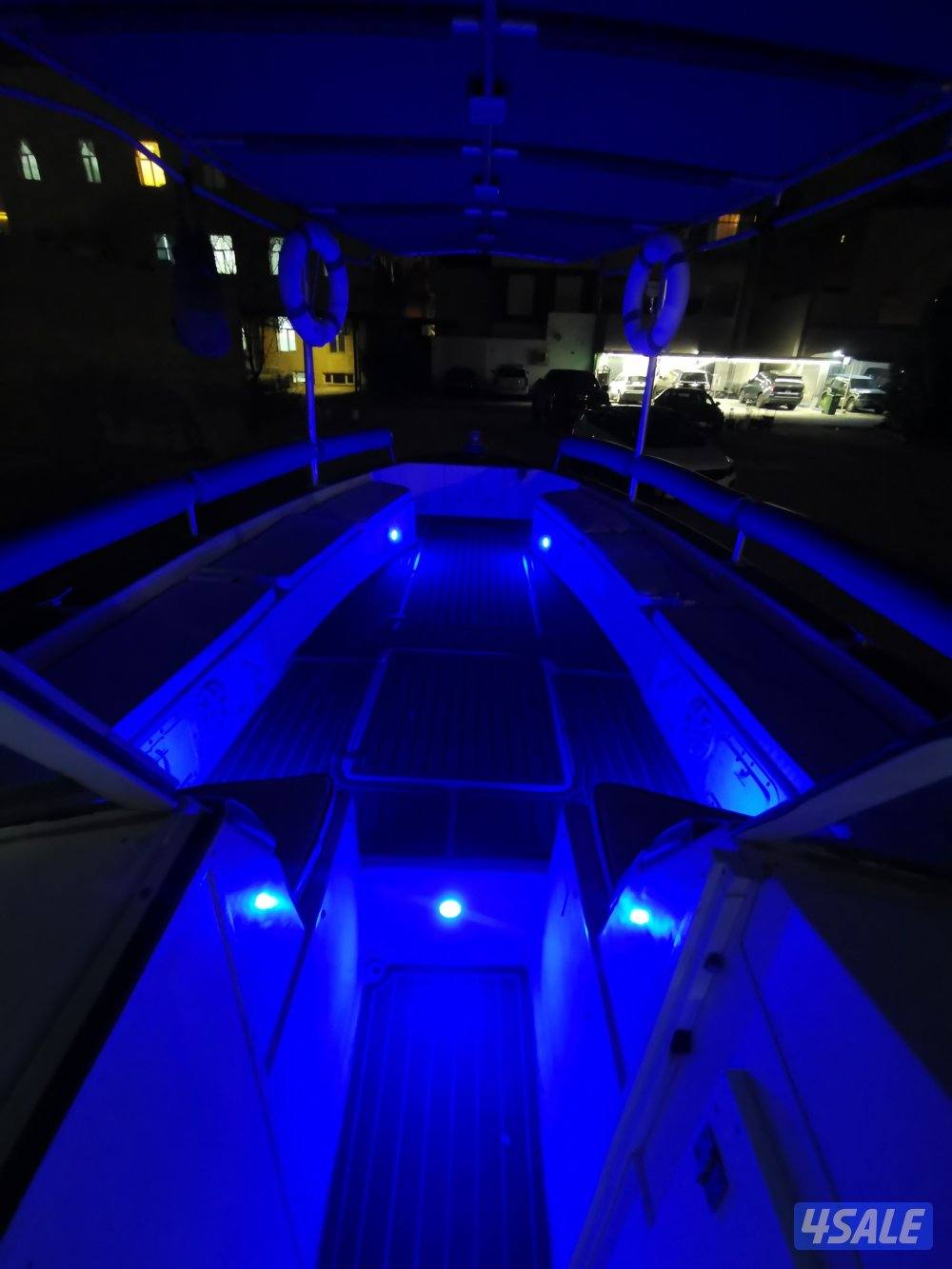 قارب ماجلان 36 قدم8