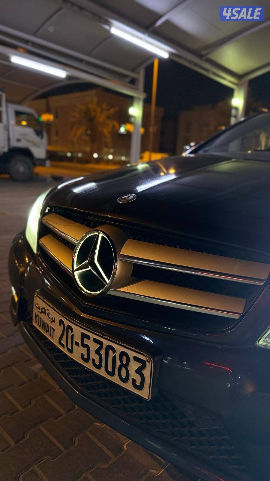 للبيع مرسيدس بينز C250 موديل 2013 كوبيه7