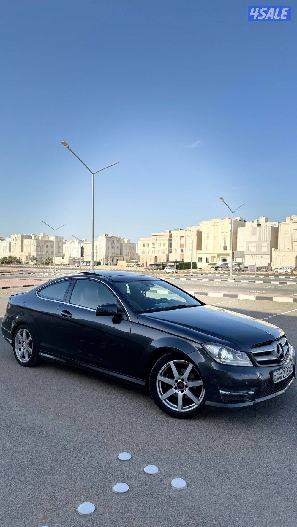 للبيع مرسيدس بينز C250 موديل 2013 كوبيه0