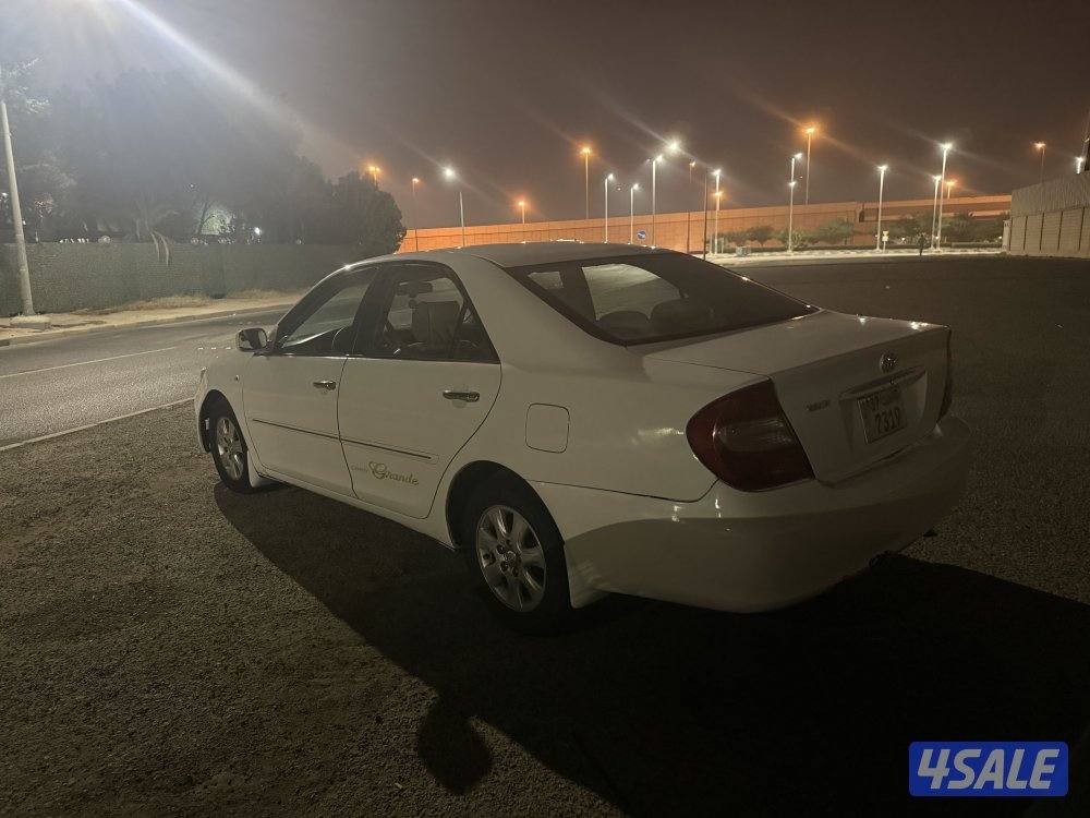 كامري ٢٠٠٤ للبيع2