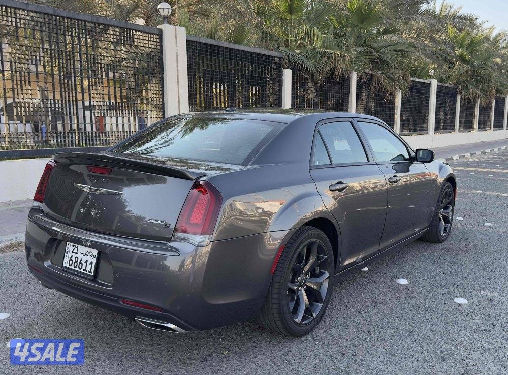 كرايزلر C300 S2