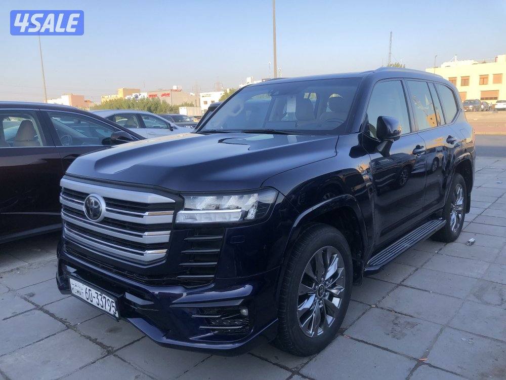 لاندكروزر ايرو اس توين تيربو1