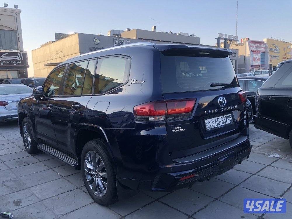 لاندكروزر ايرو اس توين تيربو2