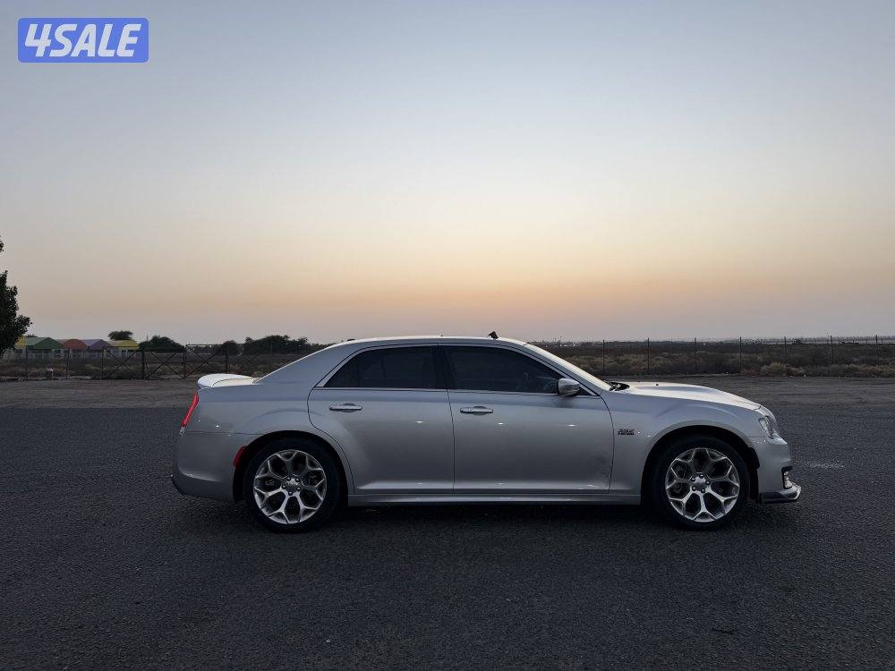 كرايزلر هيمي 5.7L V8موديل 2021 ماشي 60 الف5