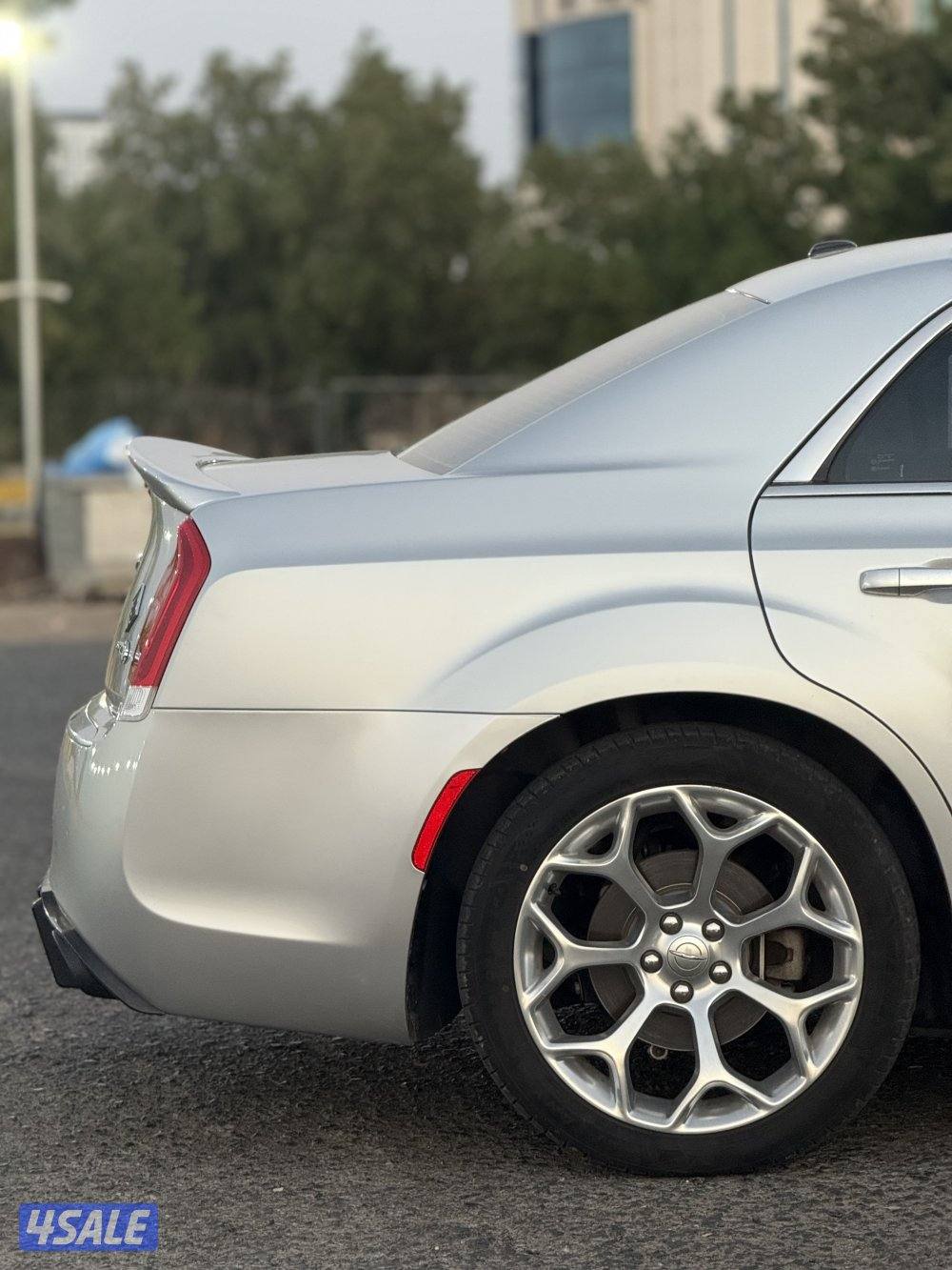 كرايزلر هيمي 5.7L V8موديل 2021 ماشي 60 الف8