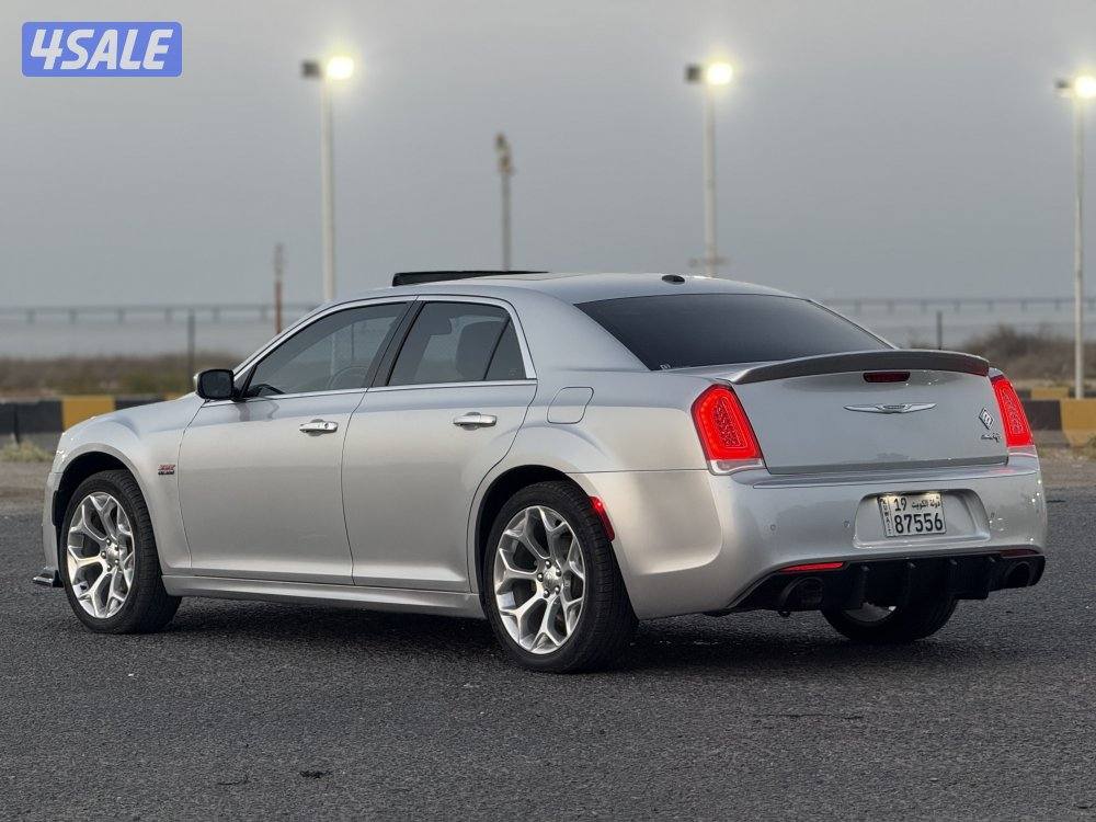 كرايزلر هيمي 5.7L V8موديل 2021 ماشي 60 الف9