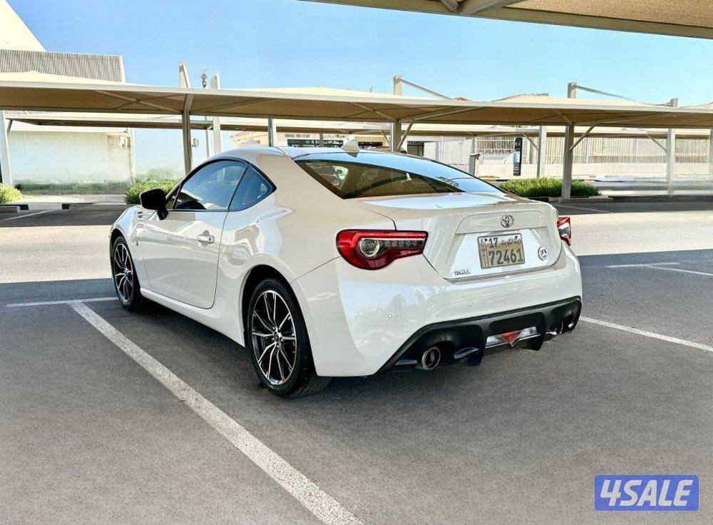 تويوتا GT86 - الموديل:2019 - العداد:1814
