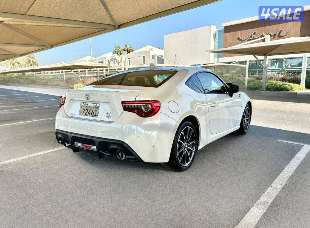 تويوتا GT86 - الموديل:2019 - العداد:1816