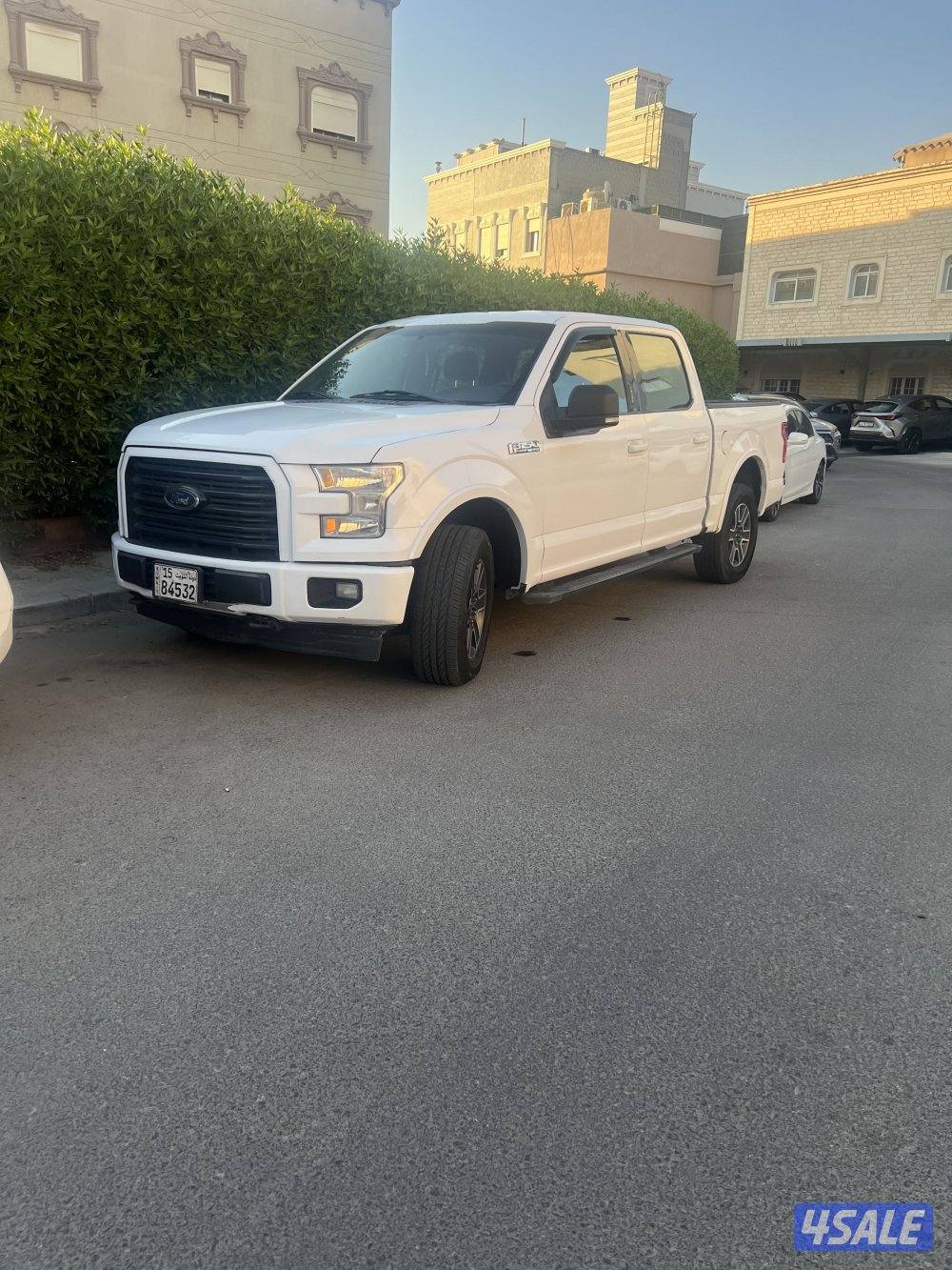 للبيع وانيت فورد موديل 2015 اف 1501