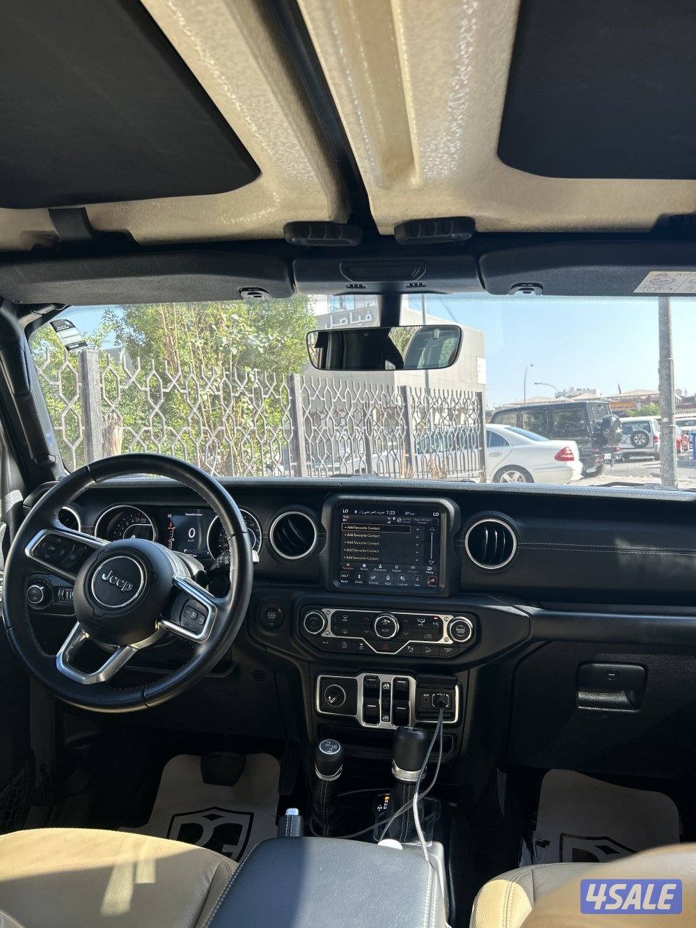 للبيع جيب رانجلر بحاله وكالة4