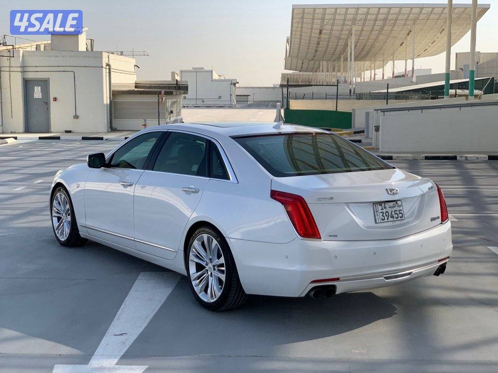 للبيع كاديلاك CT62