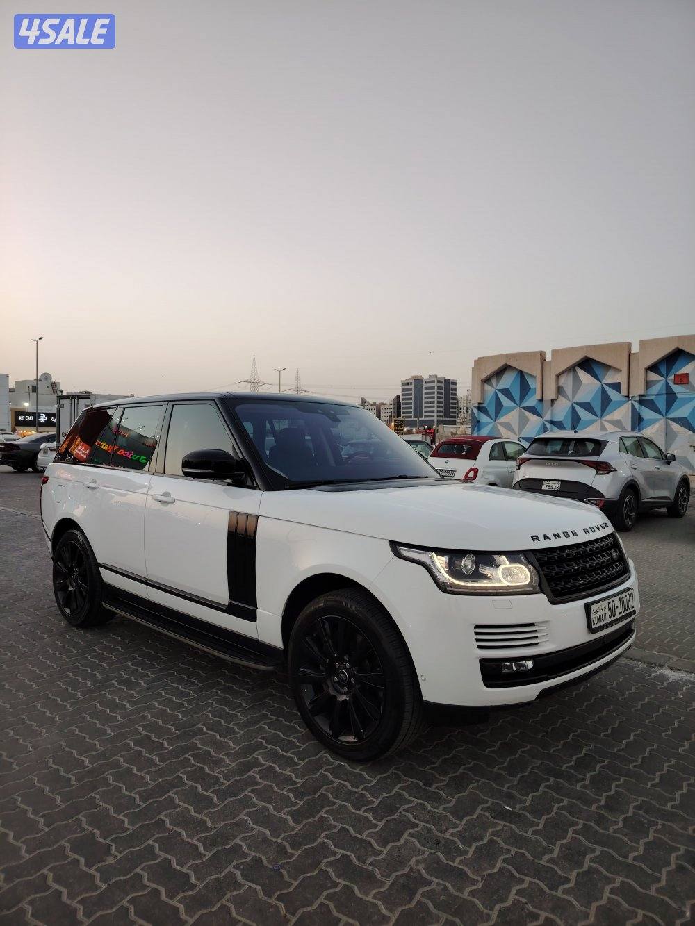 رنج فوج ٨سلندر ٢٠١٧ ماشي٣٥ الف بحالة نادرا1