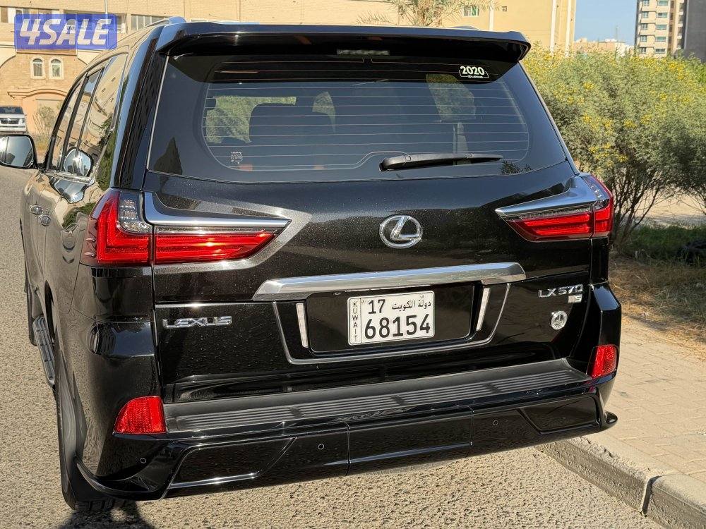 لكزس LX570 S موديل 2020 ماشي 90 الساير6