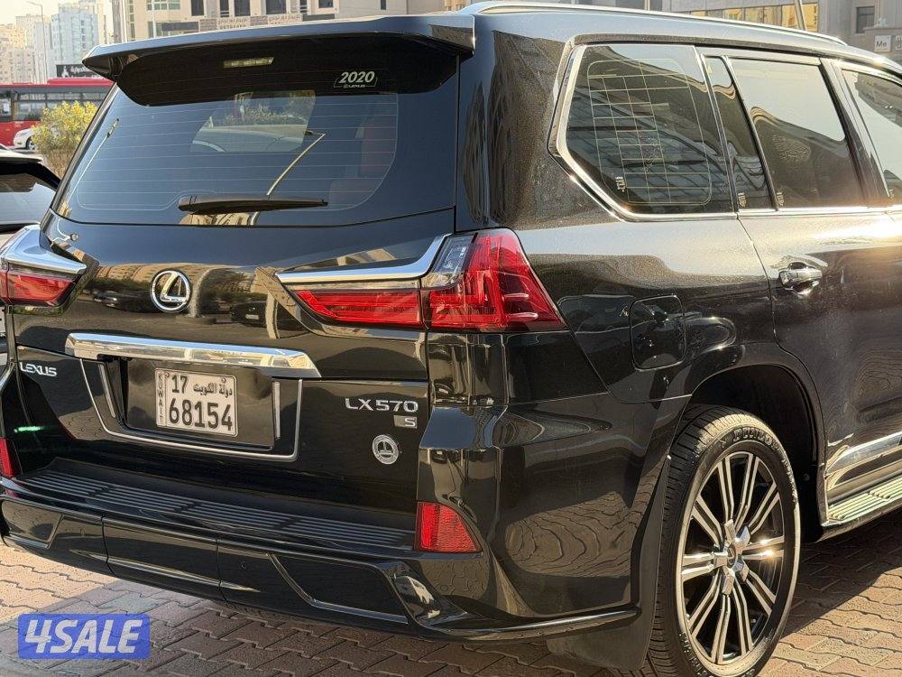لكزس LX570 S موديل 2020 ماشي 90 الساير9