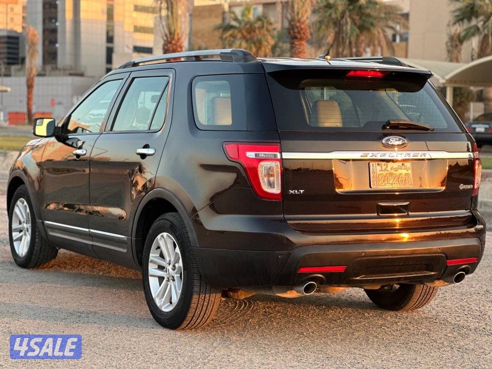 للبيع فورد اكسبلورر XLT وارد الوكالة الوزان2