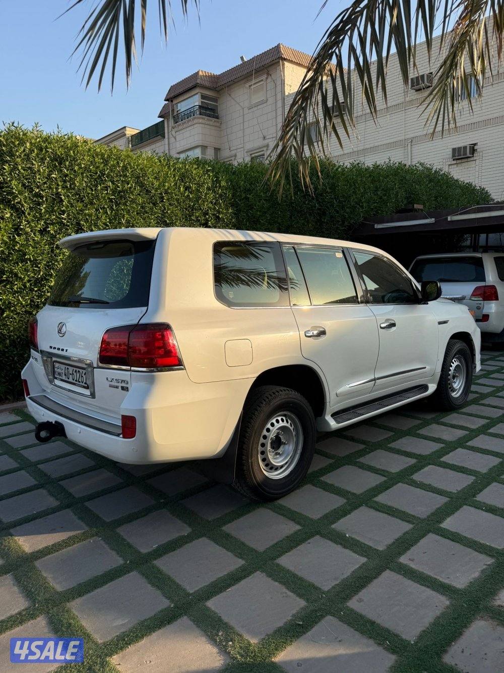 جيب لكزس LX 5704