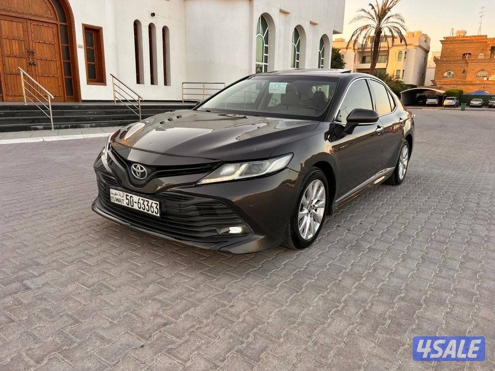 تويوتا الساير كامري - الفل فتحه GLE موديل 20190