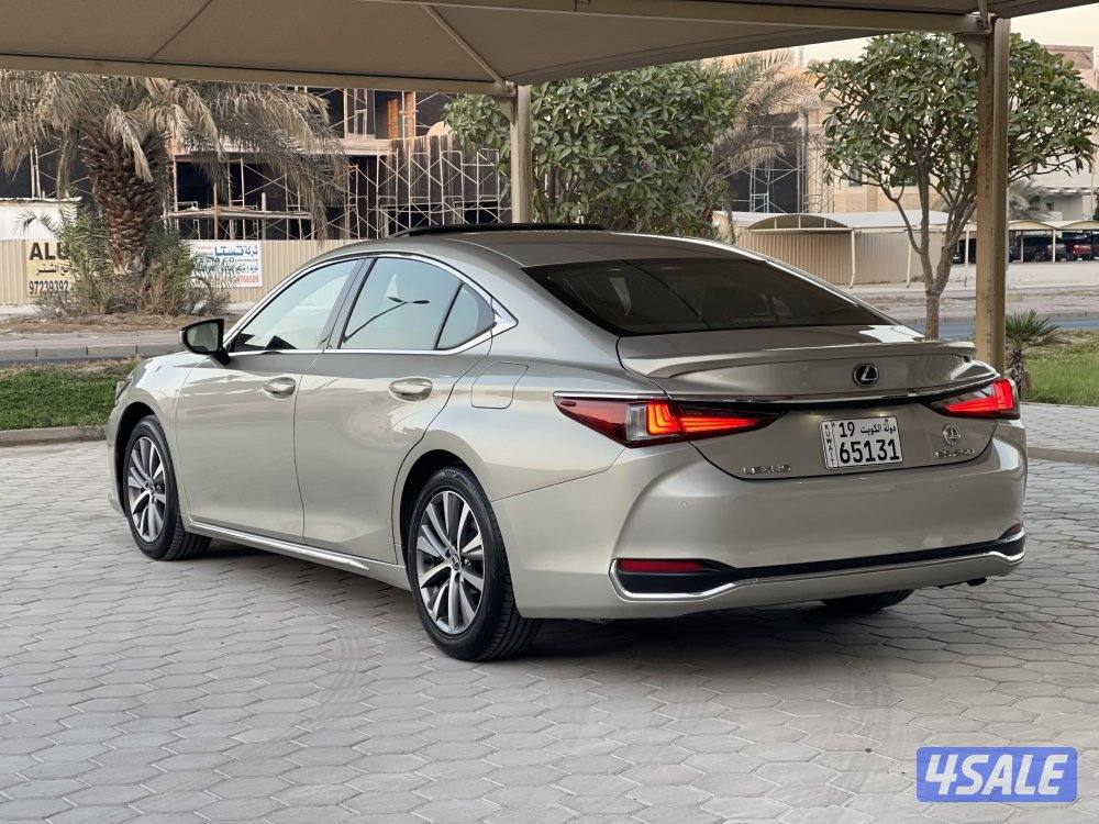 لكزس ES250 تحت الكفاله موديل 20212