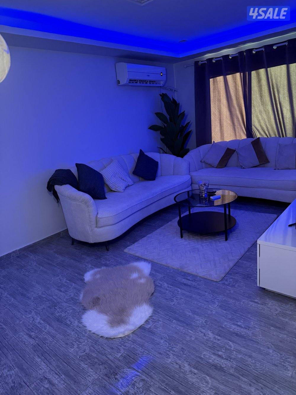 يوجد لدينا شقق الايجار غرفة وصالة مطبخ وحمام تشطيب سوبر لوكس يوجد 🚙🚘0