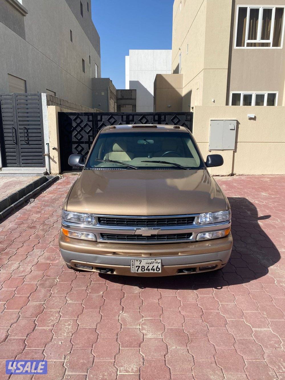 للبيع سلفرادو مخصر 99 بحاله جيدة0