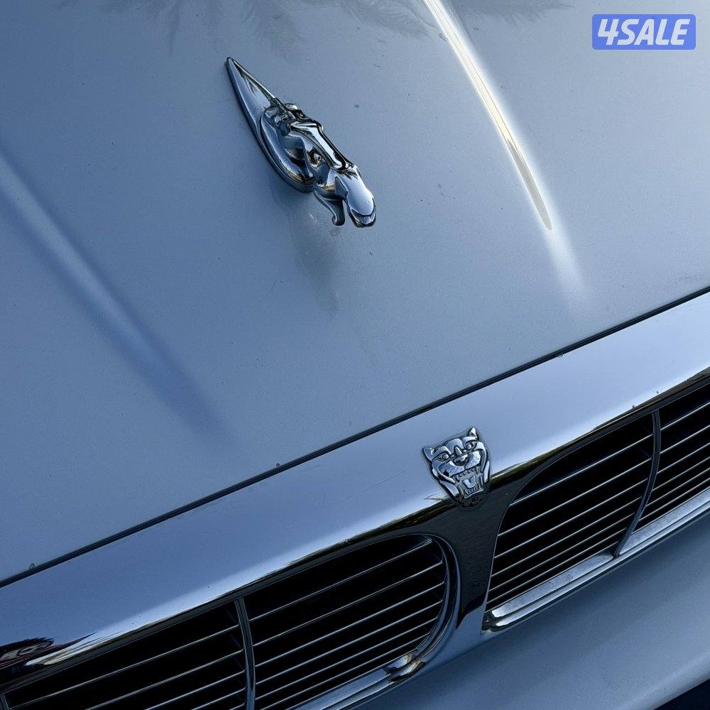 جاكوار xj8 بحالة نادرة11