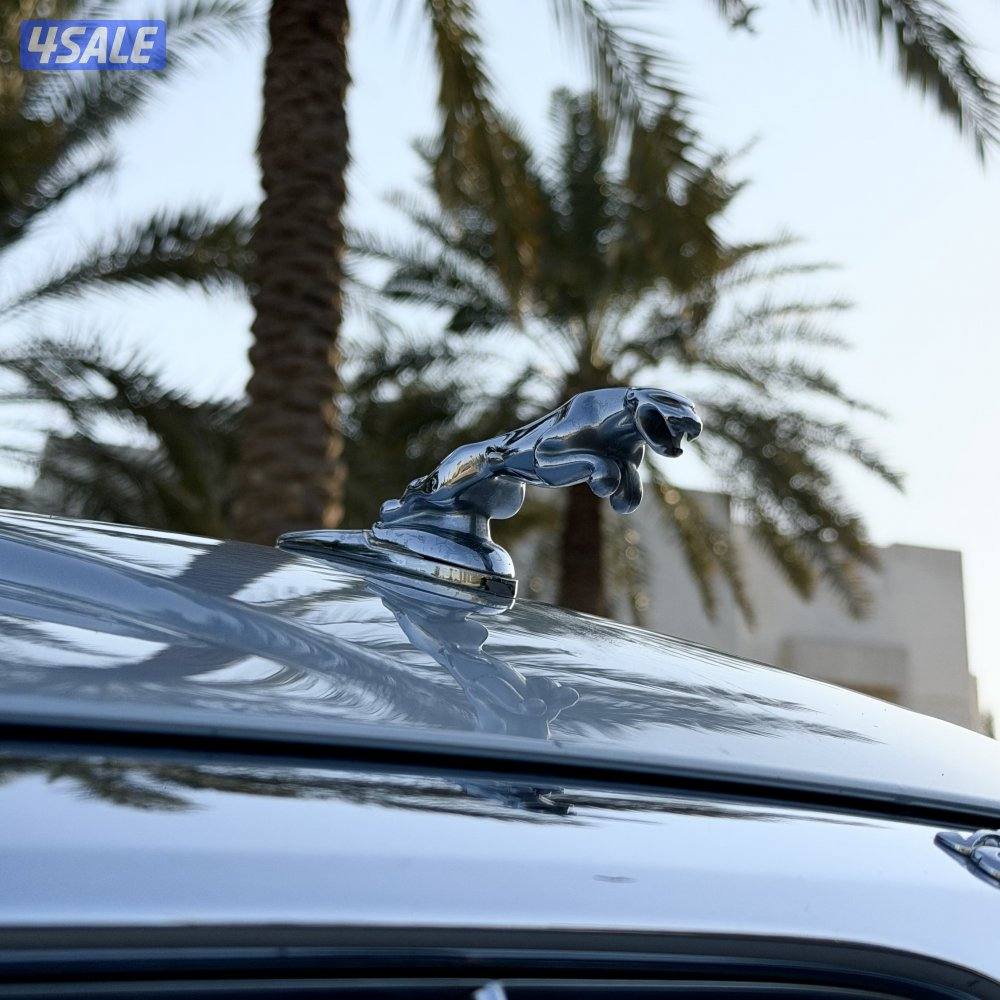 جاكوار xj8 بحالة نادرة13