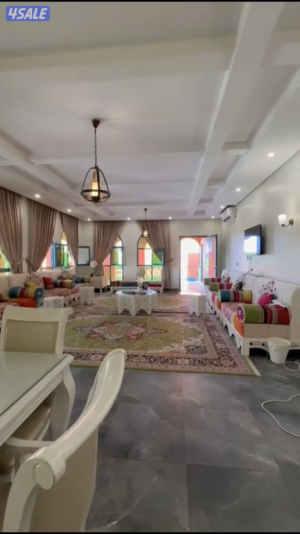 للأجار مزرعة حكاية في العبدلي تحتوي على ثلاث مزارع0