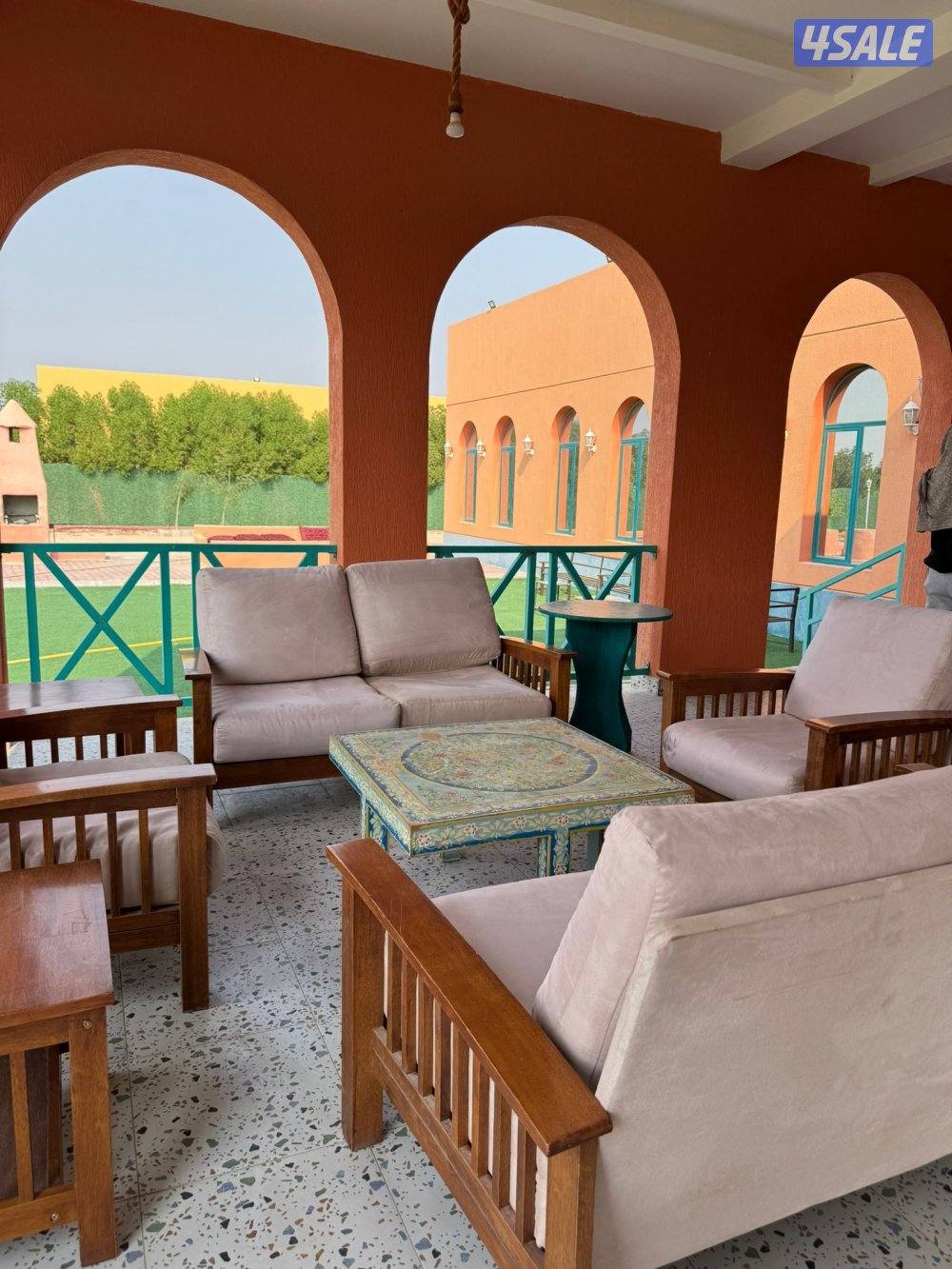 للأجار مزرعة حكاية في العبدلي تحتوي على ثلاث مزارع9