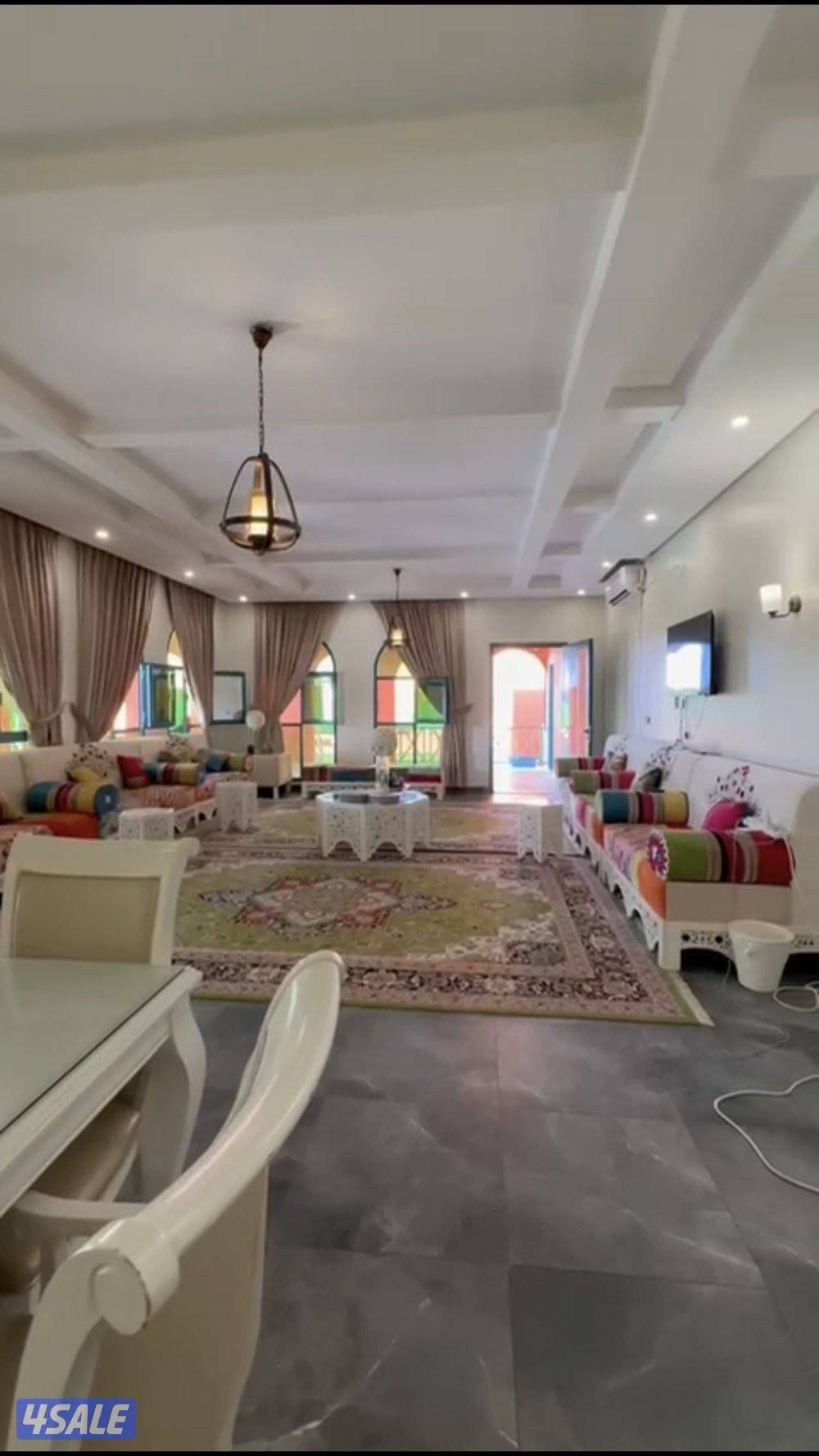 للأجار مزرعة حكاية في العبدلي تحتوي على ثلاث مزارع0