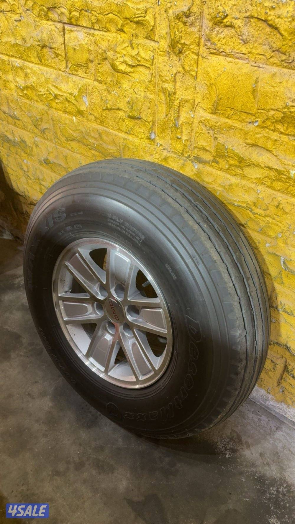 للبيع رنقات جمس كويتيات وبوالينها ماكسس ١٧ جدد شاريهم قبل امس0