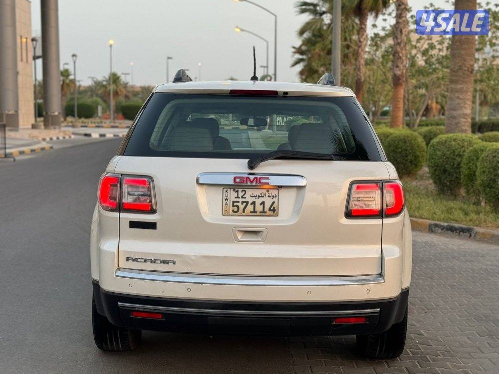 للبيع اكاديا 20132