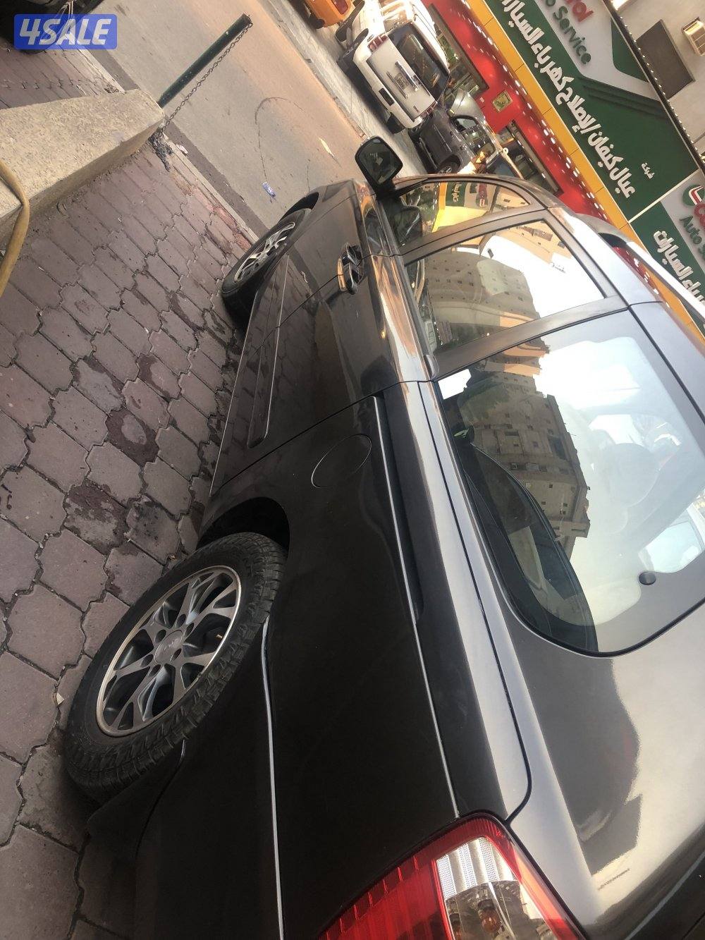 للبيع كيا كرنفال موديل 2014 كامل المواصفات 1200 قبل للمساومه3