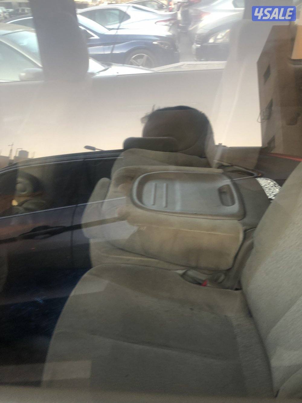 للبيع كيا كرنفال موديل 2014 كامل المواصفات 1200 قبل للمساومه5