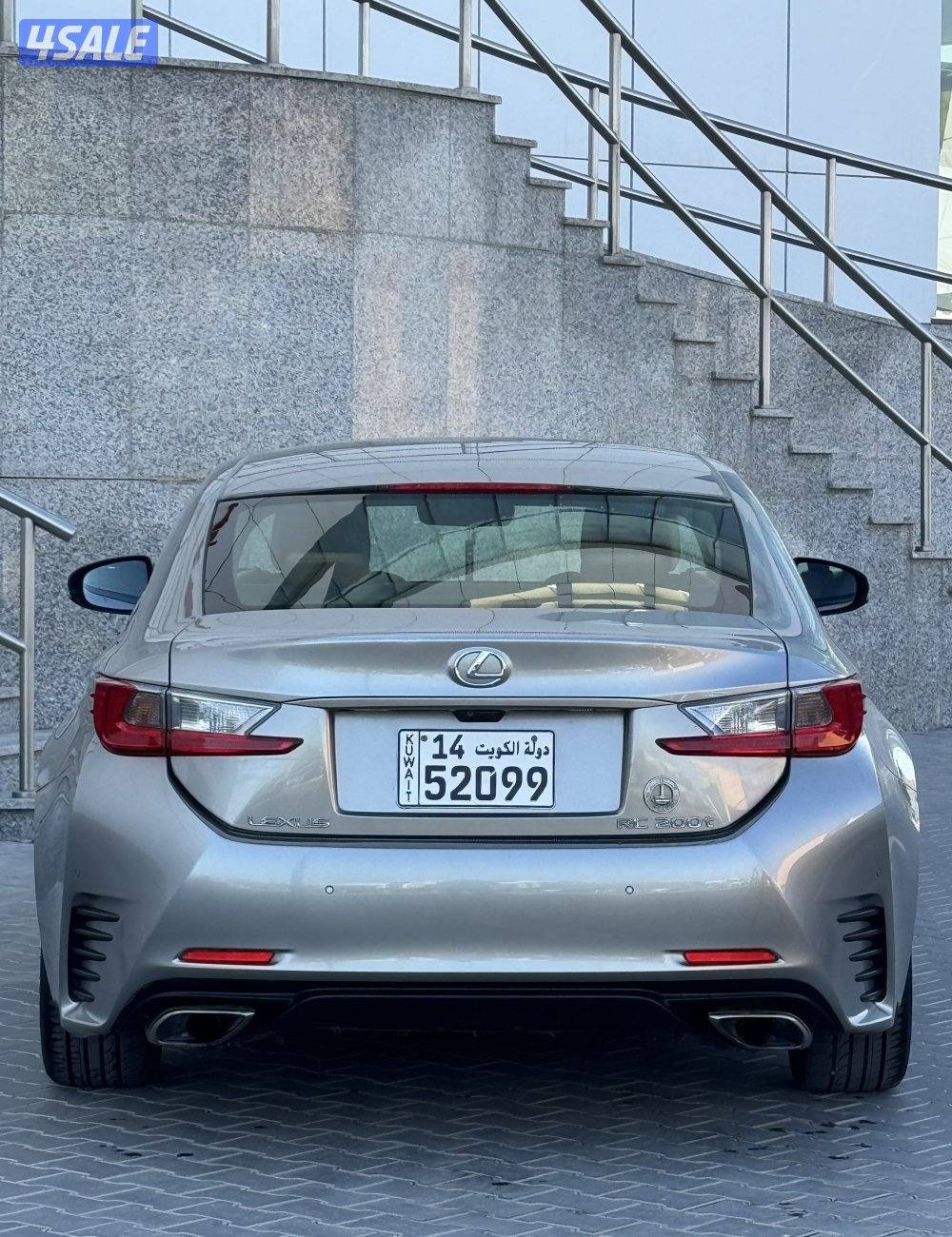 للبيع لكزس RC200 موديل 2016 الساير2