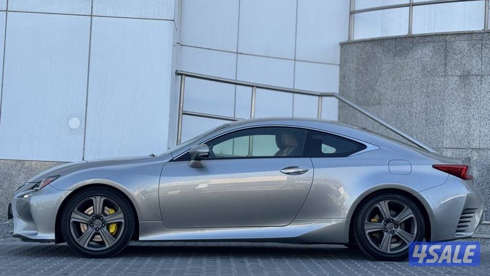 للبيع لكزس RC200 موديل 2016 الساير8