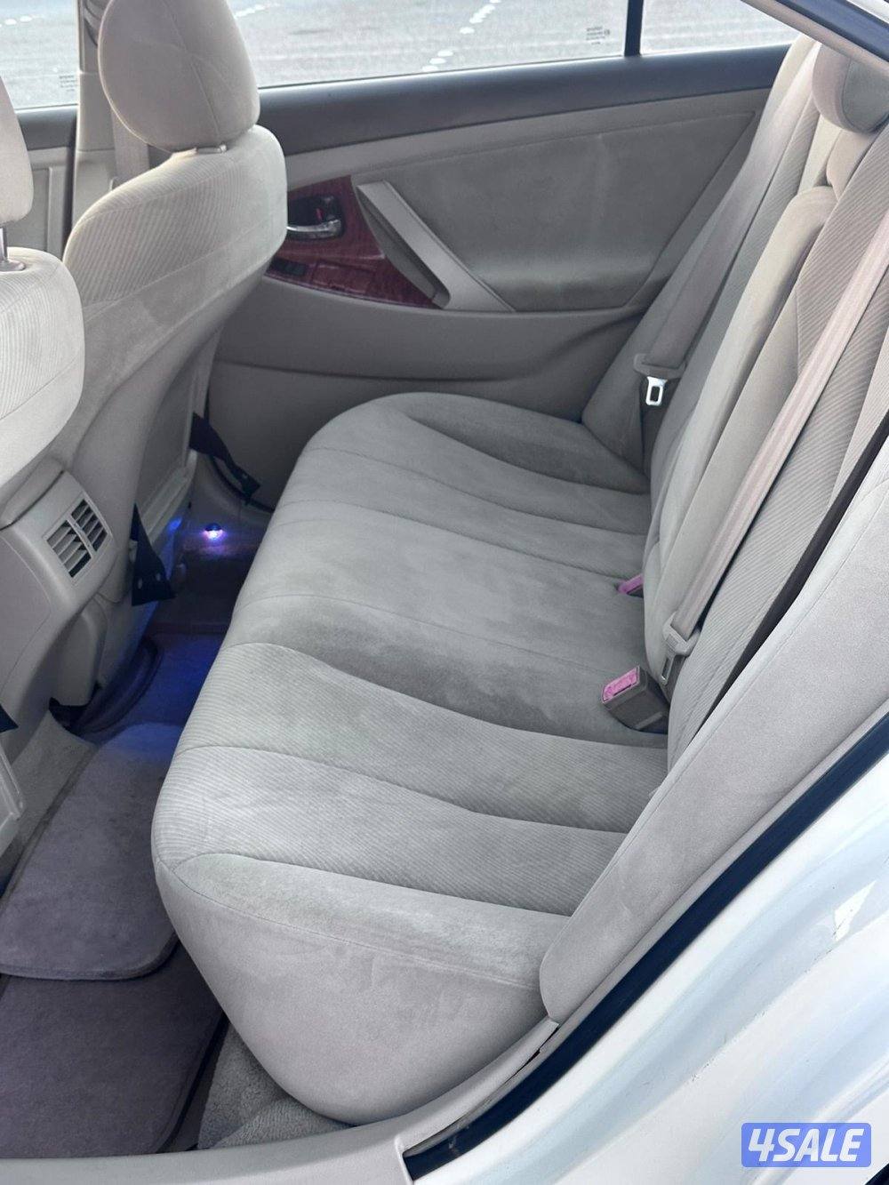 كامري موديل 2011 بحالة الوكالة عداد 2295