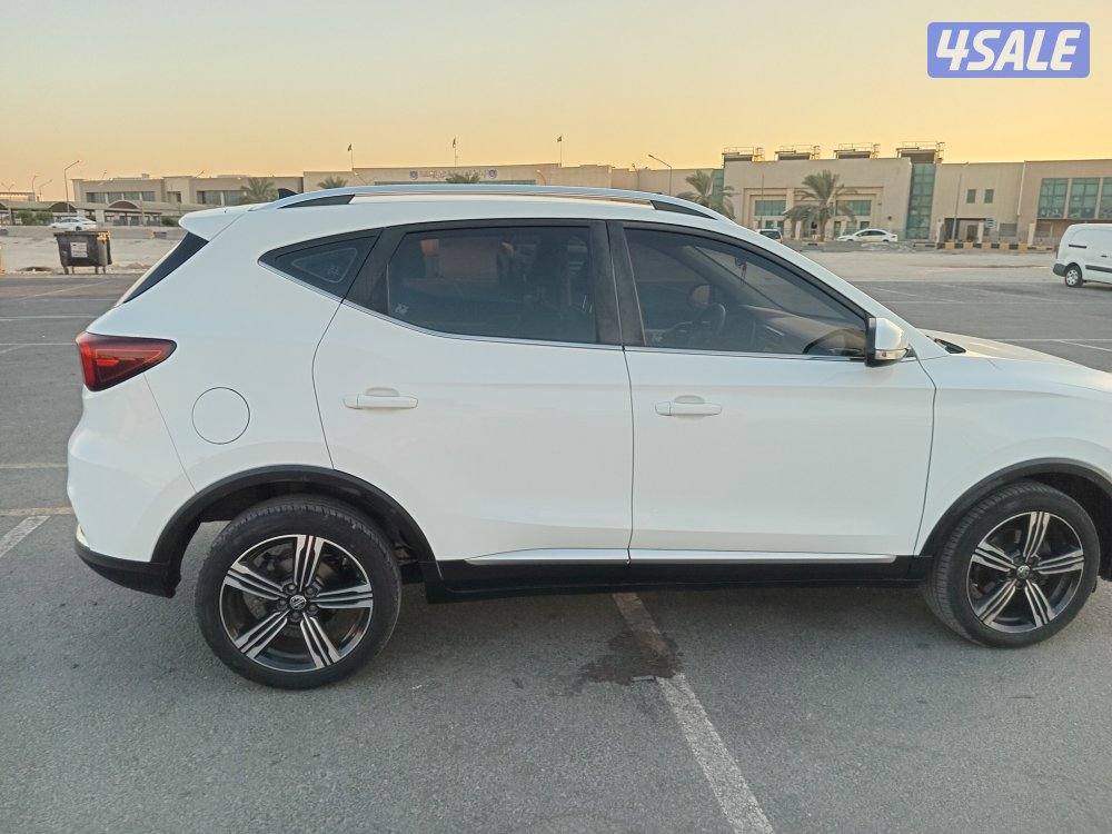 للبيع  ام جي zs  2019 نظيفه جدا بحاله نادره شرط الفحص قير مكينه شاصي1