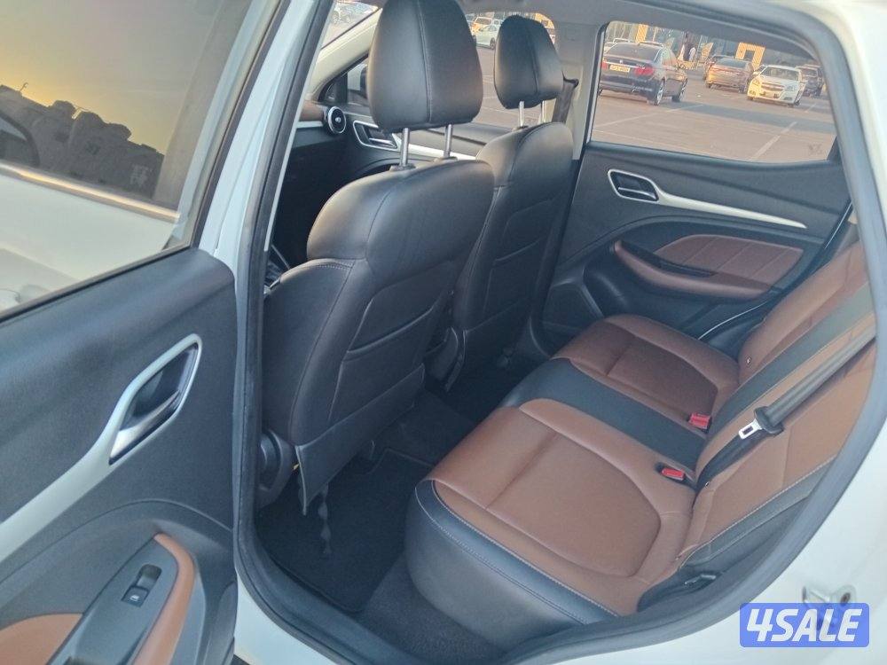 للبيع  ام جي zs  2019 نظيفه جدا بحاله نادره شرط الفحص قير مكينه شاصي5