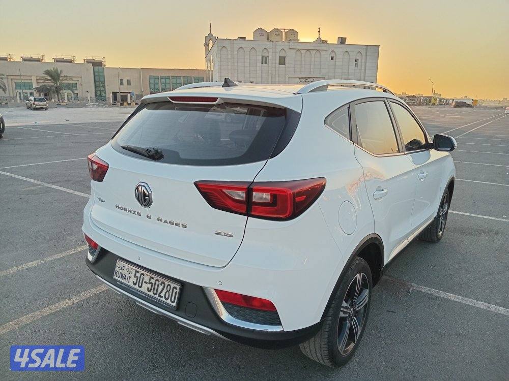 للبيع  ام جي zs  2019 نظيفه جدا بحاله نادره شرط الفحص قير مكينه شاصي8