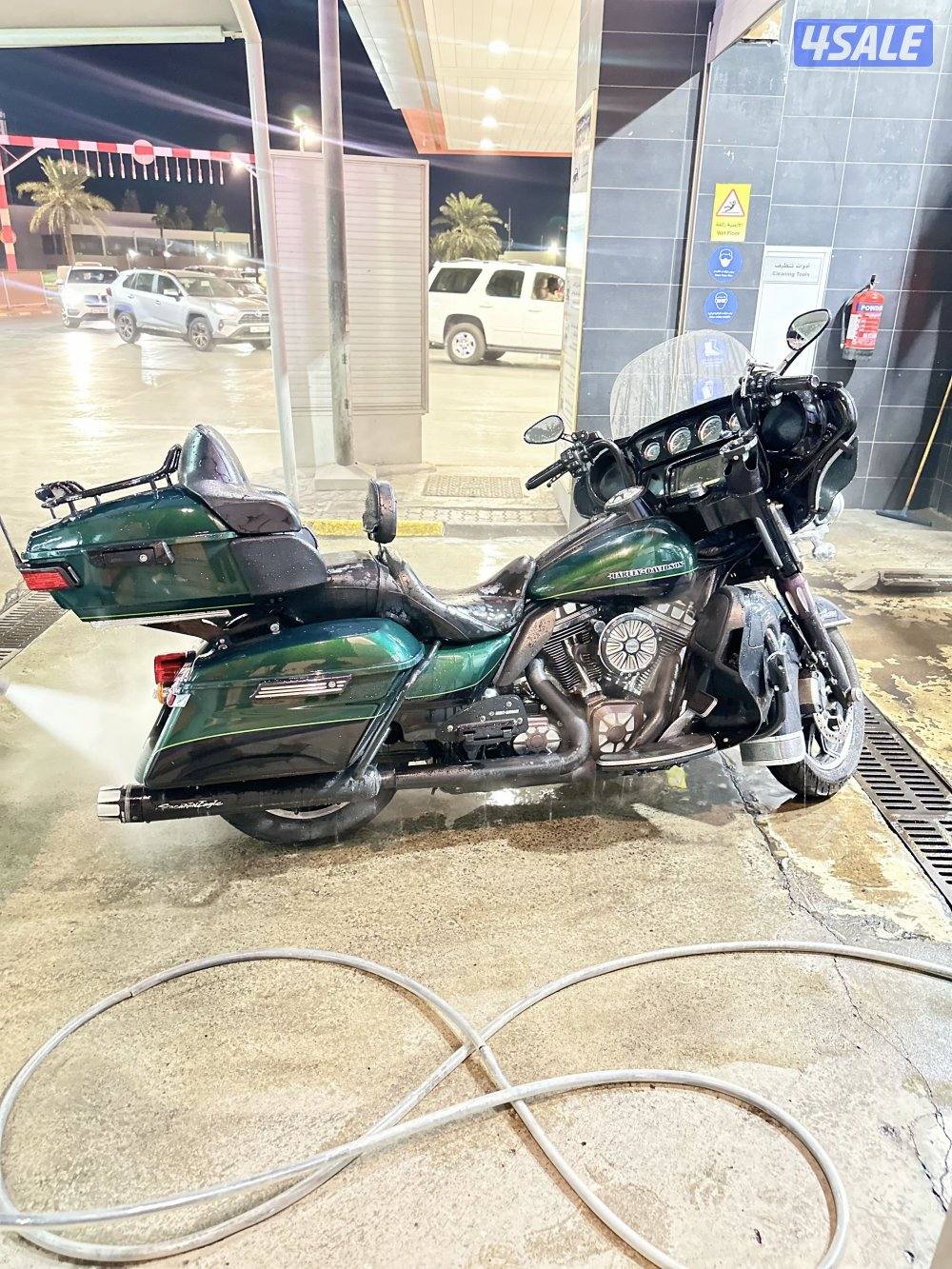 للبيع  هارلي ديفيدسون ألترا  جليد موديل ٢٠١٥ لون زيتي7