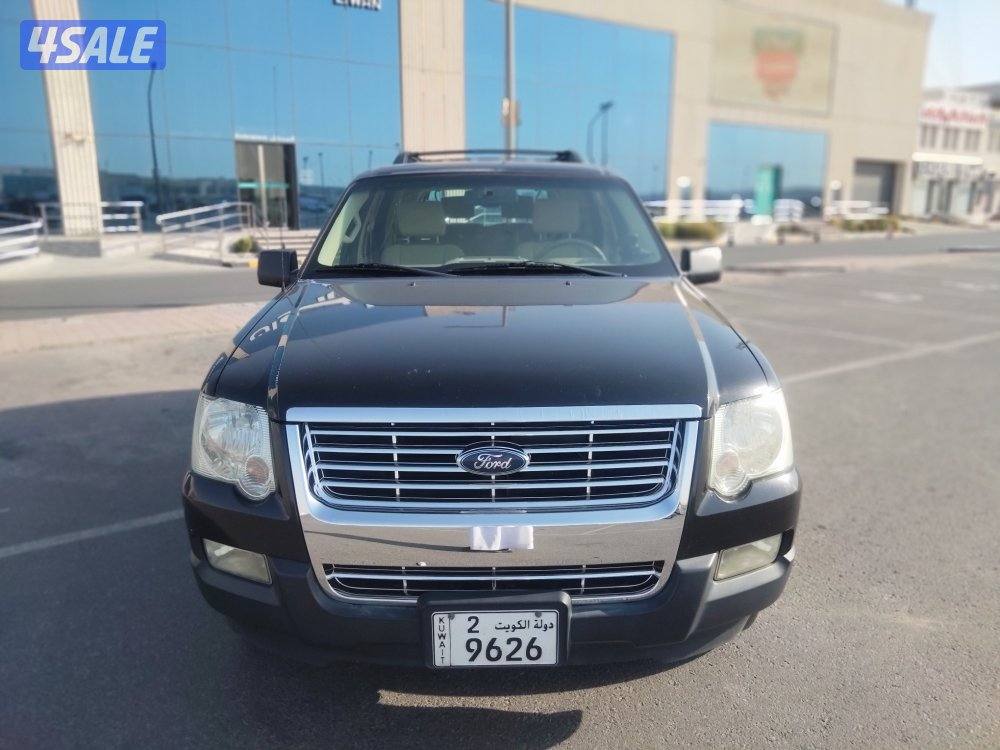 فورد اكسبلورر 2007 اسود عداد ٣١١ الف بحاله ممتازة2