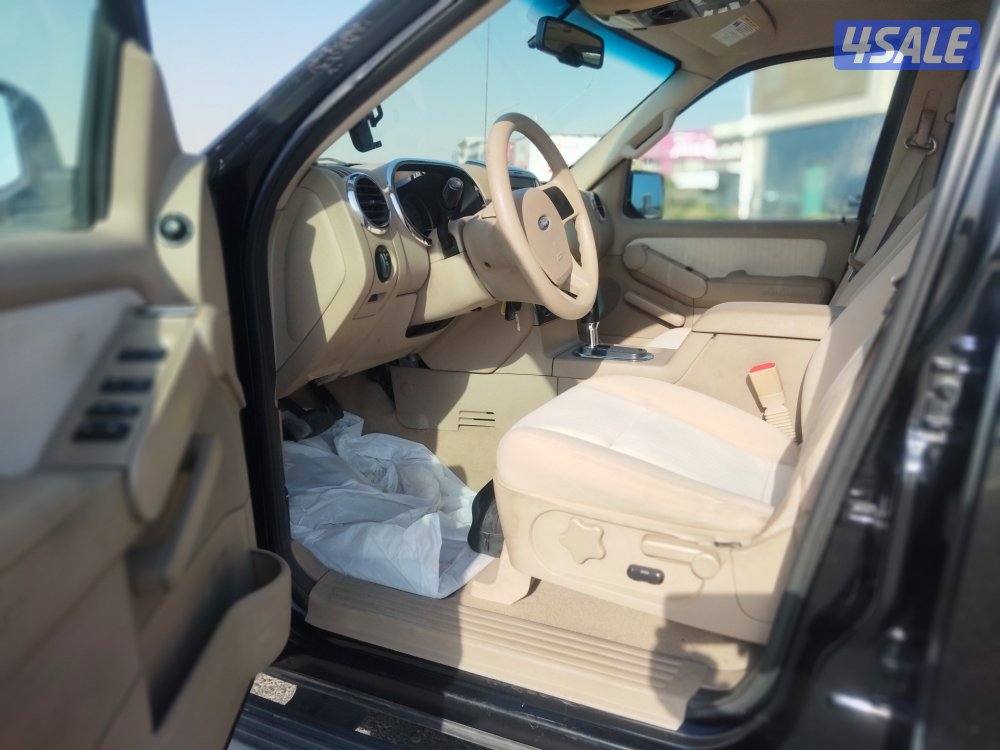 فورد اكسبلورر 2007 اسود عداد ٣١١ الف بحاله ممتازة8