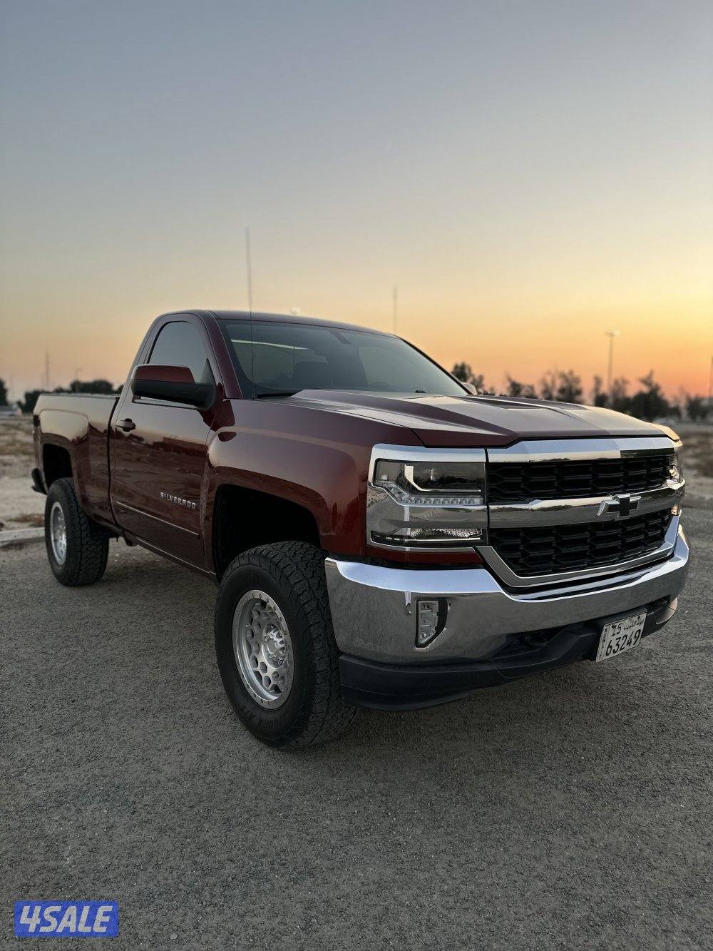 للبيع سلفرادو 2017 كامل مواصفات LT8